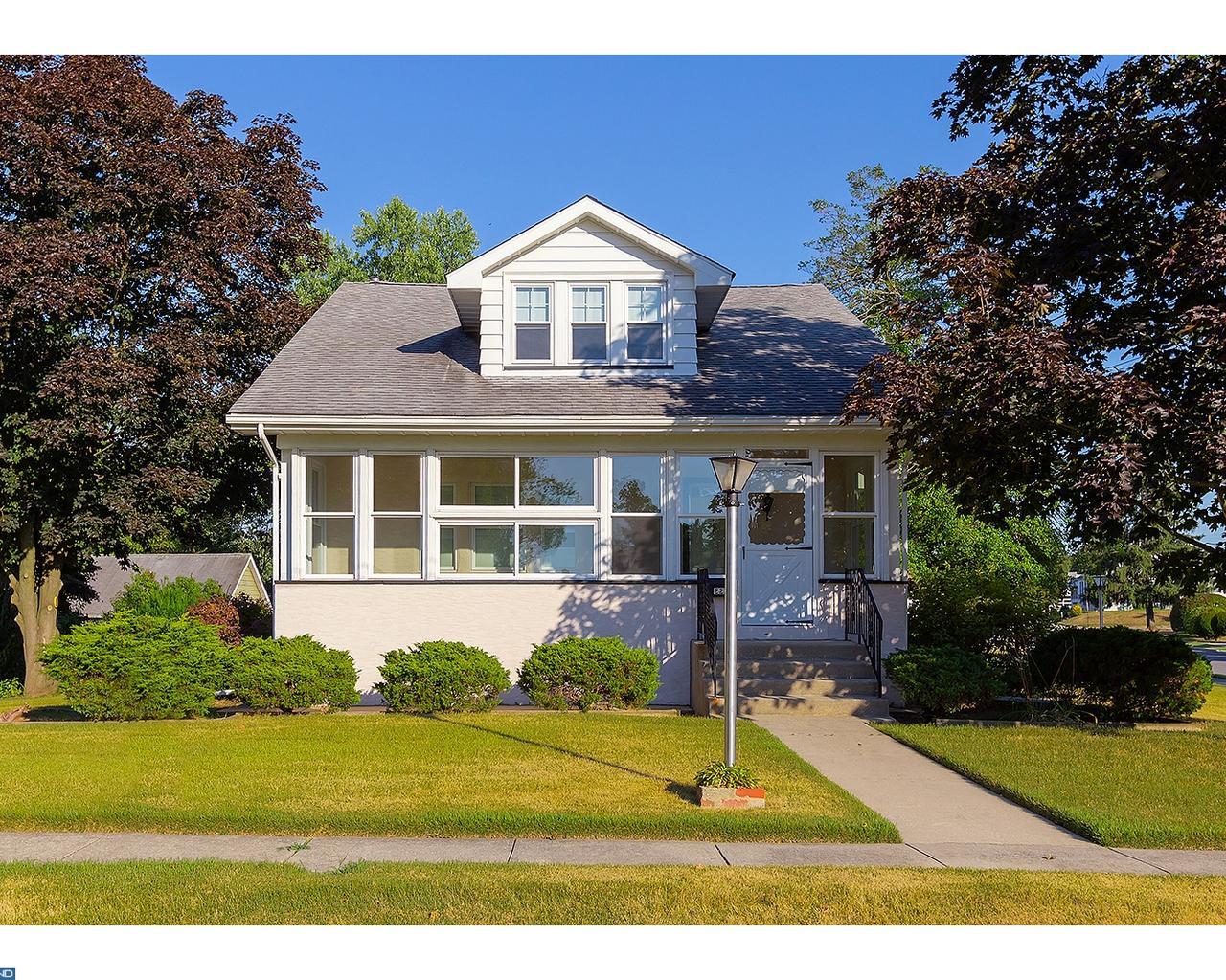 227 Summit Avenue - Photo 1