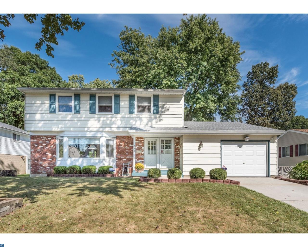 202 Mildred Court - Photo 1