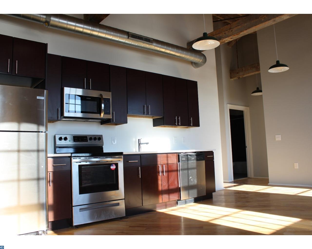 1821 Hagert Street - Photo 1