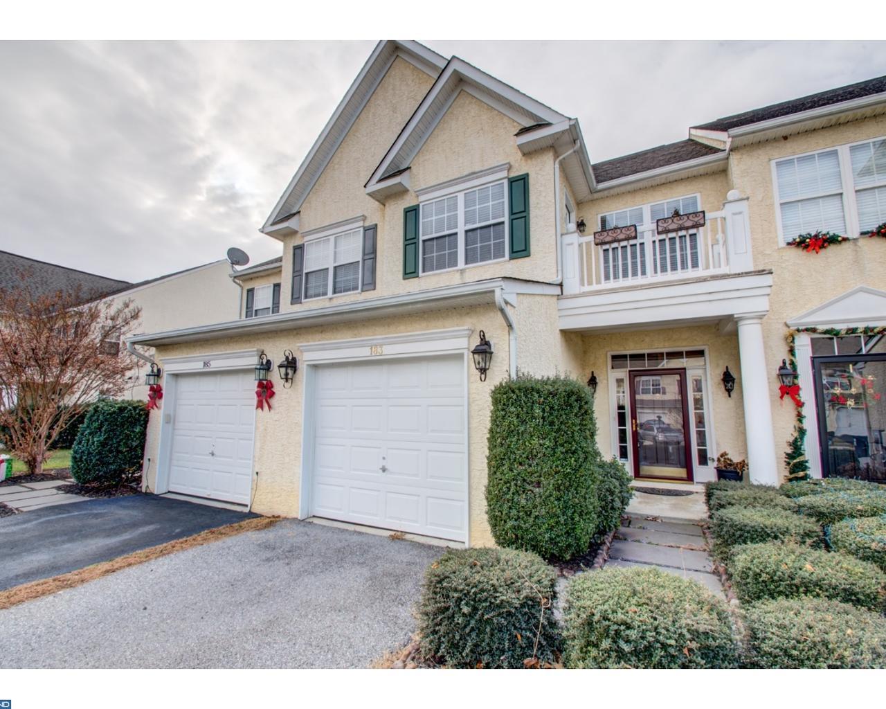183 Gillespie Avenue - Photo 1