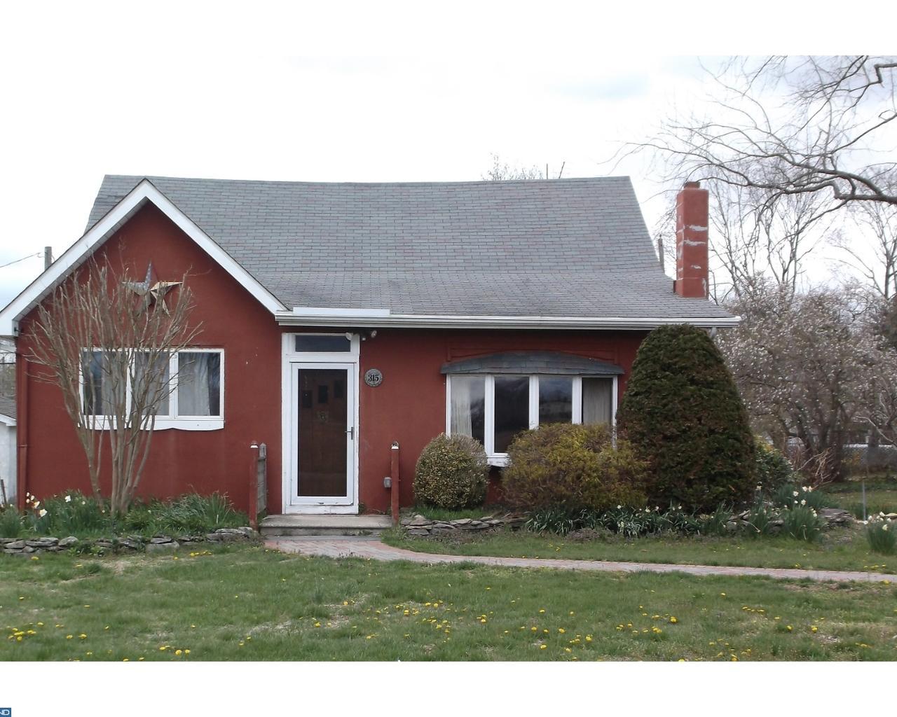 315 Park Drive - Photo 1