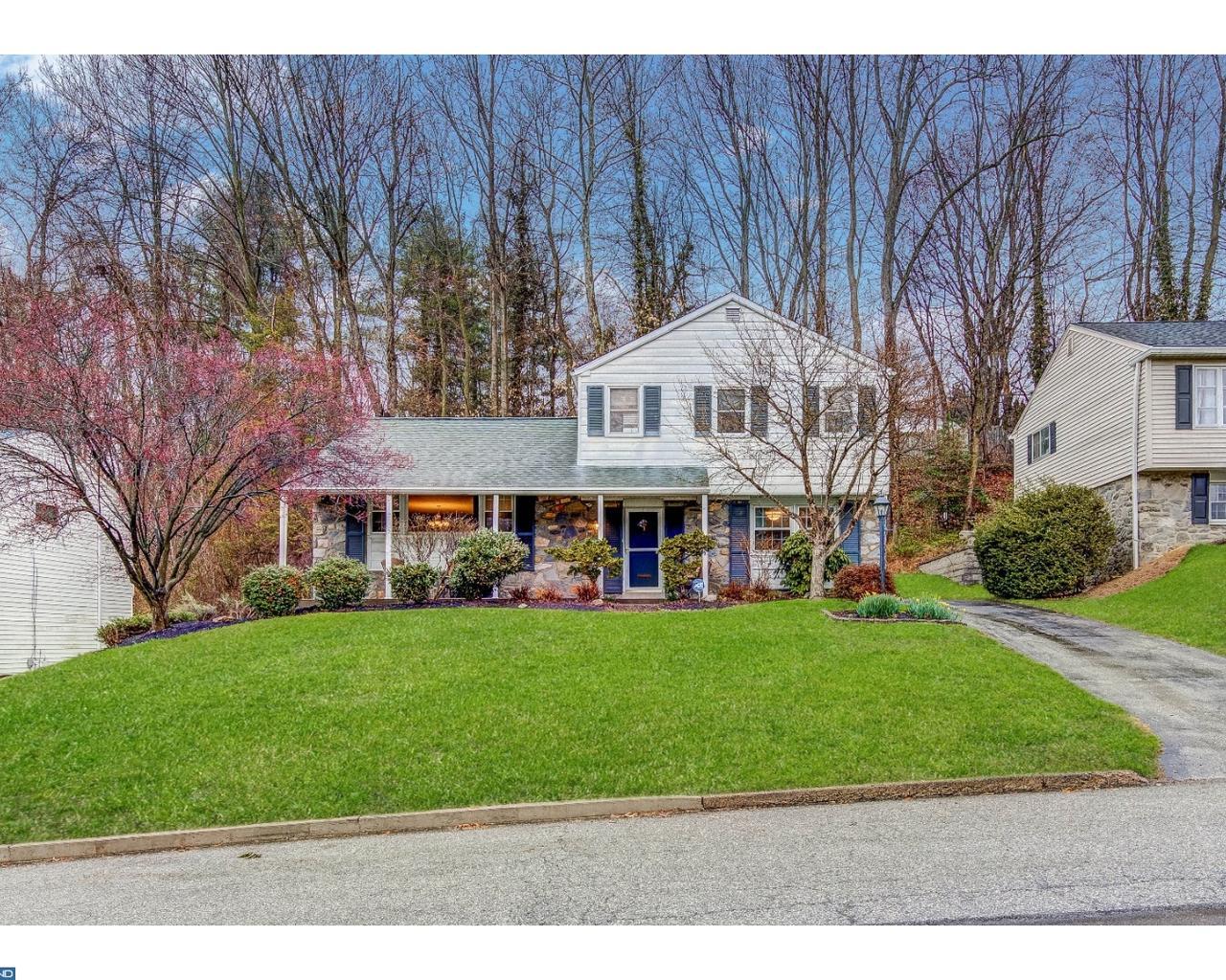 320 David Drive - Photo 1