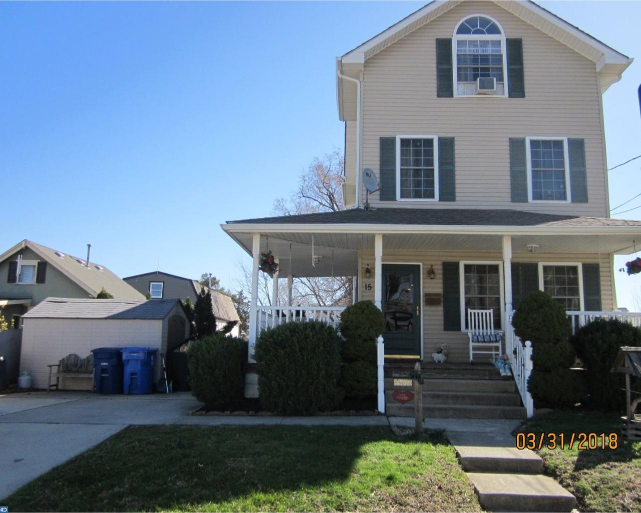15 Pine Avenue - Photo 1