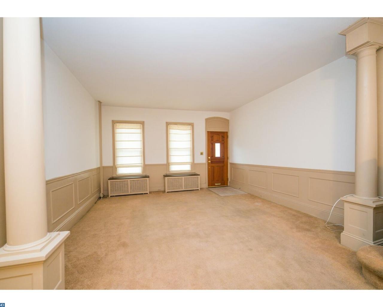 438 Leverington Avenue - Photo 1
