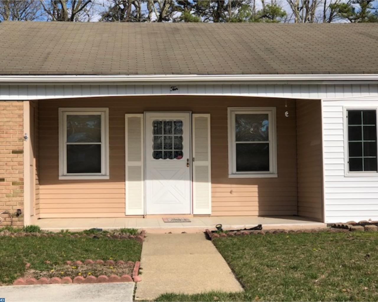 10 Kingston Way - Photo 1