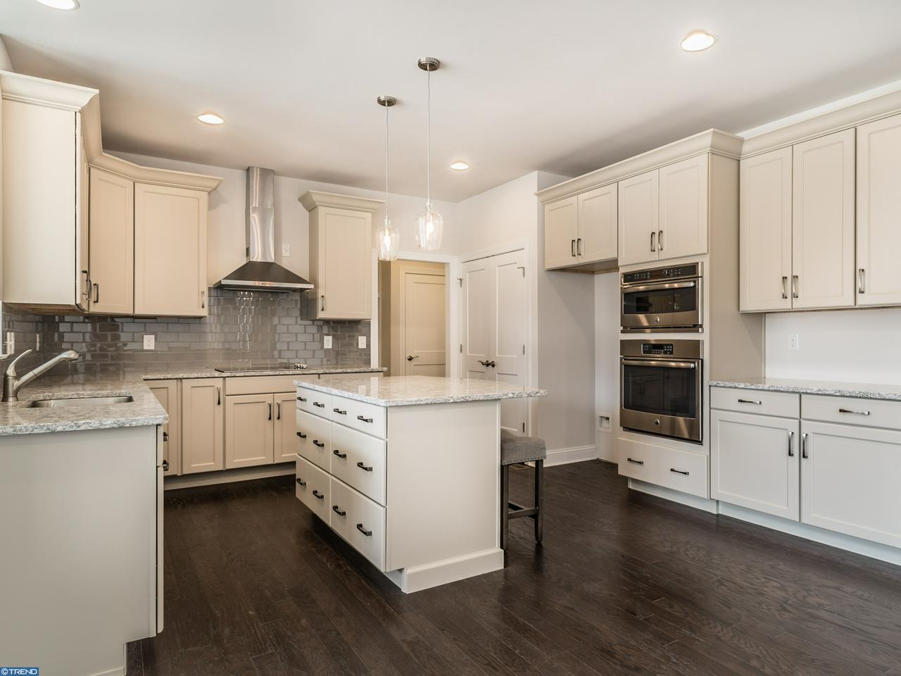 1607 Brackenville Road - Photo 1