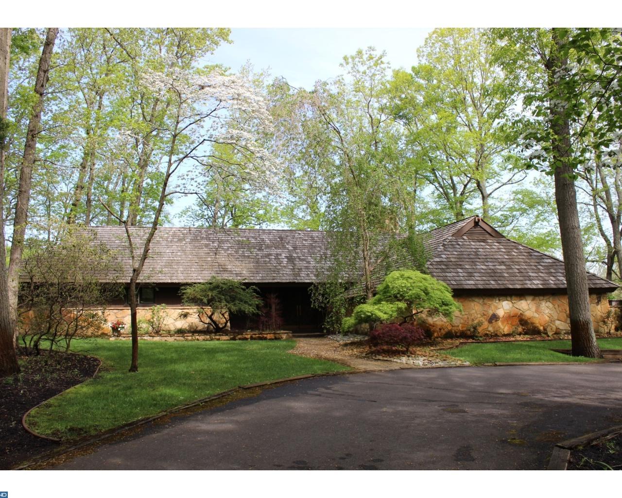 126 Holly Lane - Photo 1