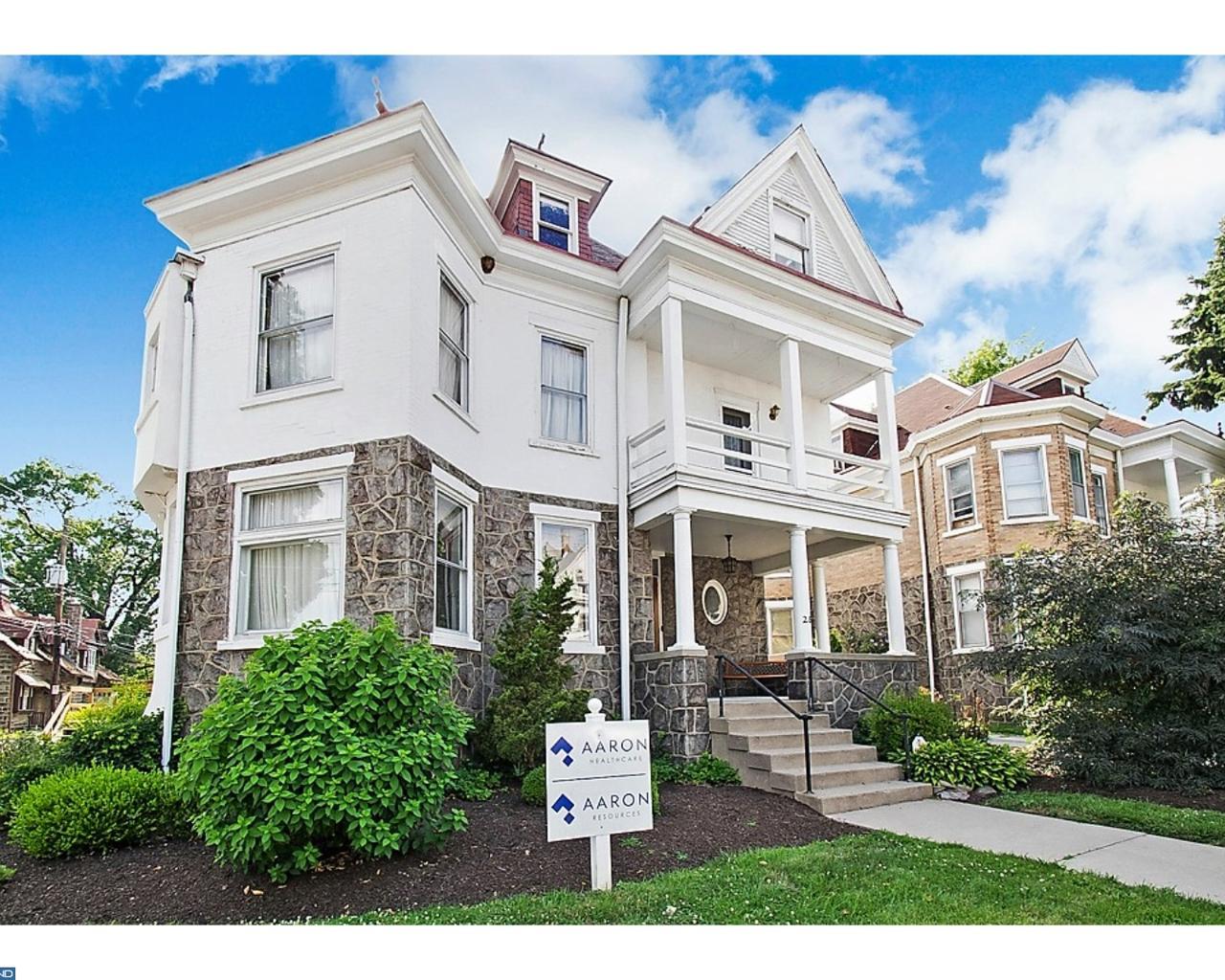 28 15TH Street - Photo 1