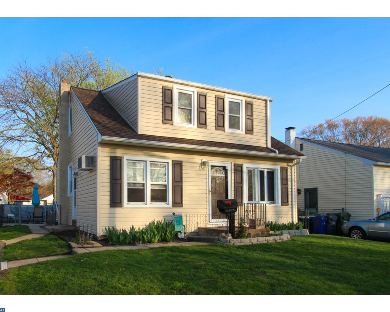 855 Tennis Avenue - Photo 1