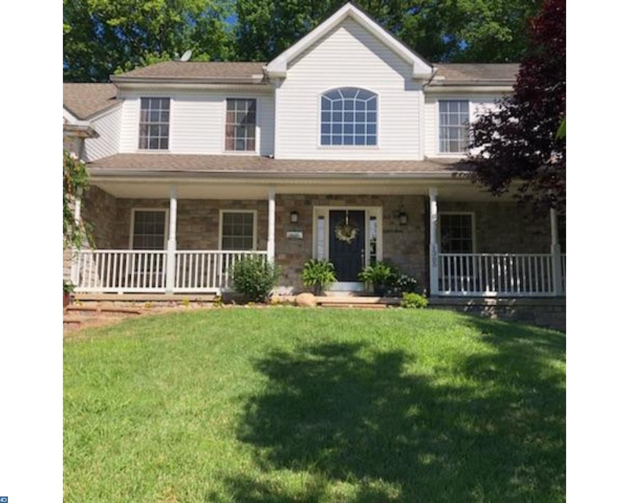 1305 River Road - Photo 1