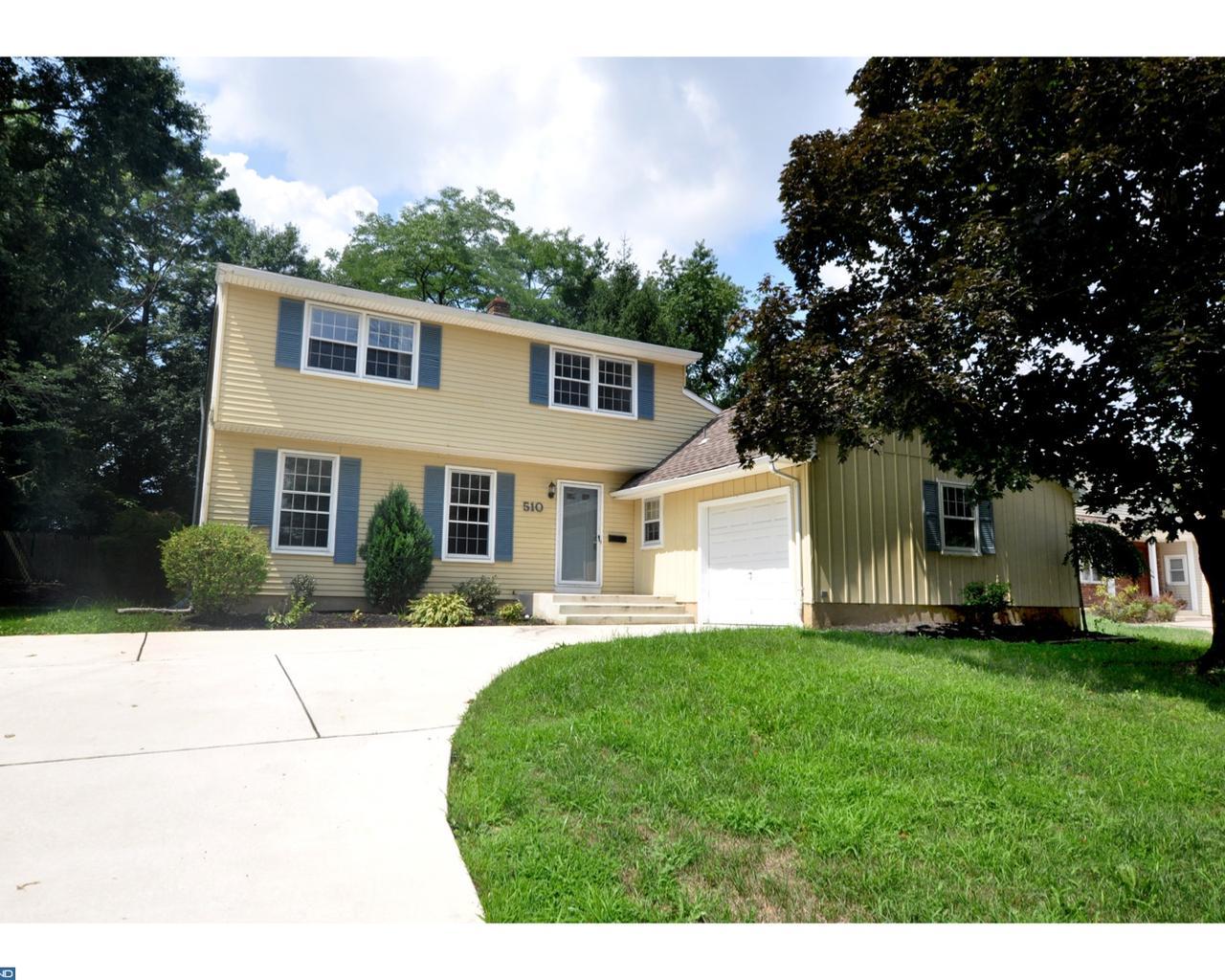 510 Brentwood Drive - Photo 1