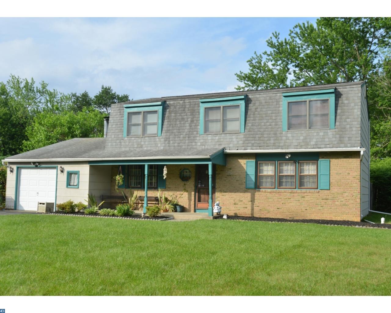100 Cypress Lane - Photo 1