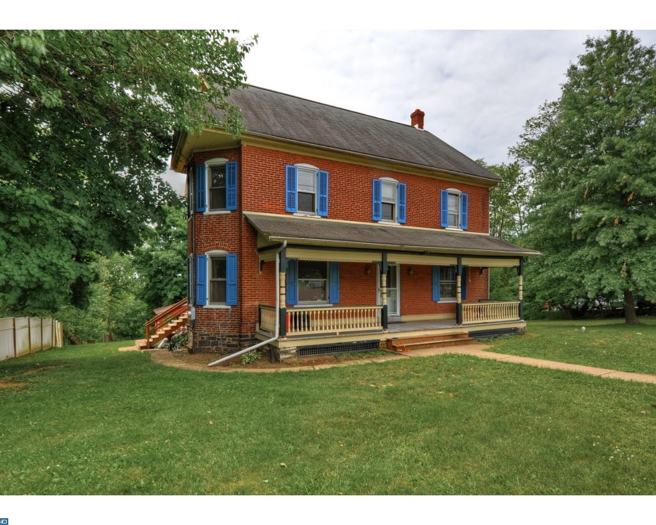 884 Main Street - Photo 1