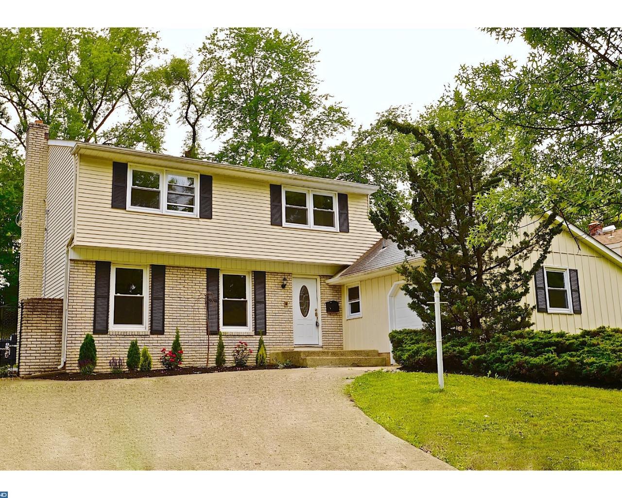 518 Brentwood Drive - Photo 1