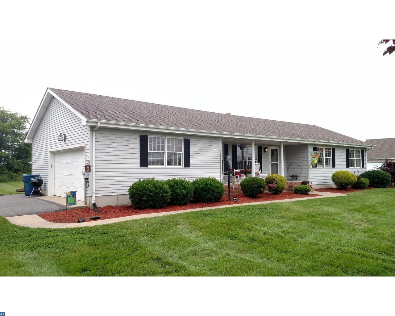 827 Chimney Hill Road - Photo 1