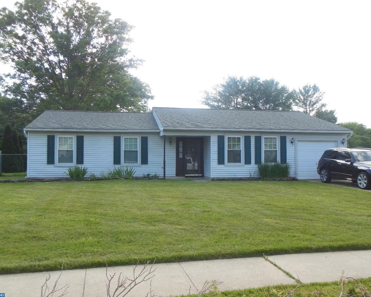 3 Woodcrest Drive - Photo 1