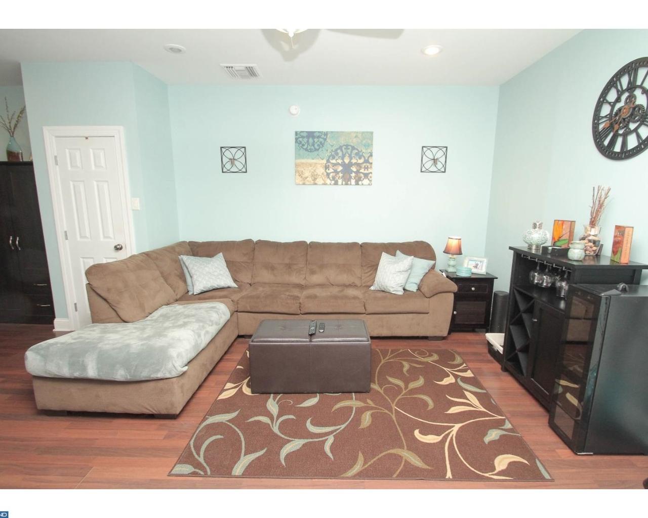 529 Catharine Street - Photo 1