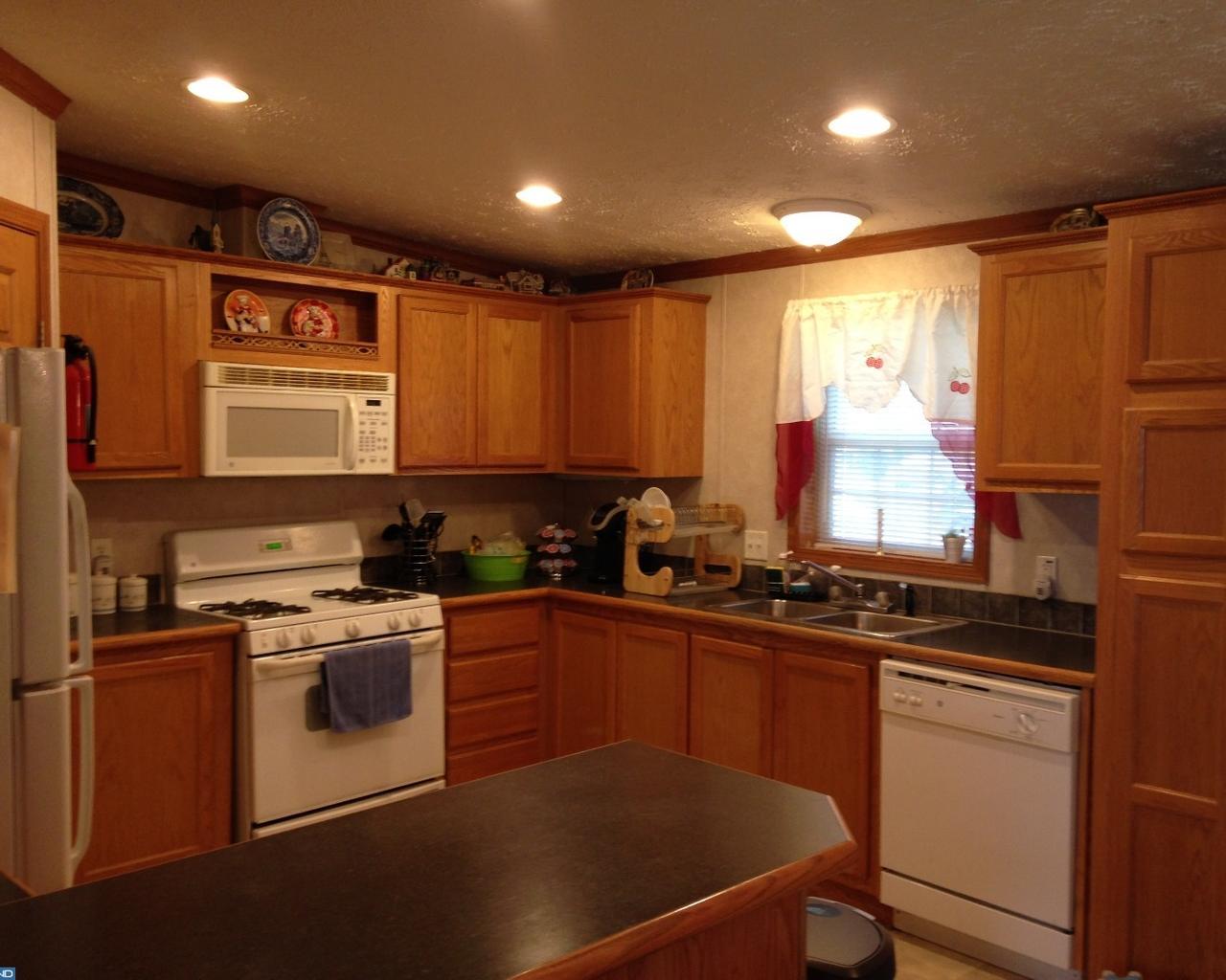 301 Kennedy Avenue - Photo 1