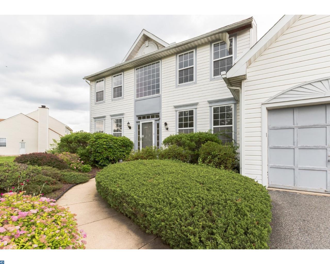 72 Emerald Ridge Drive - Photo 1