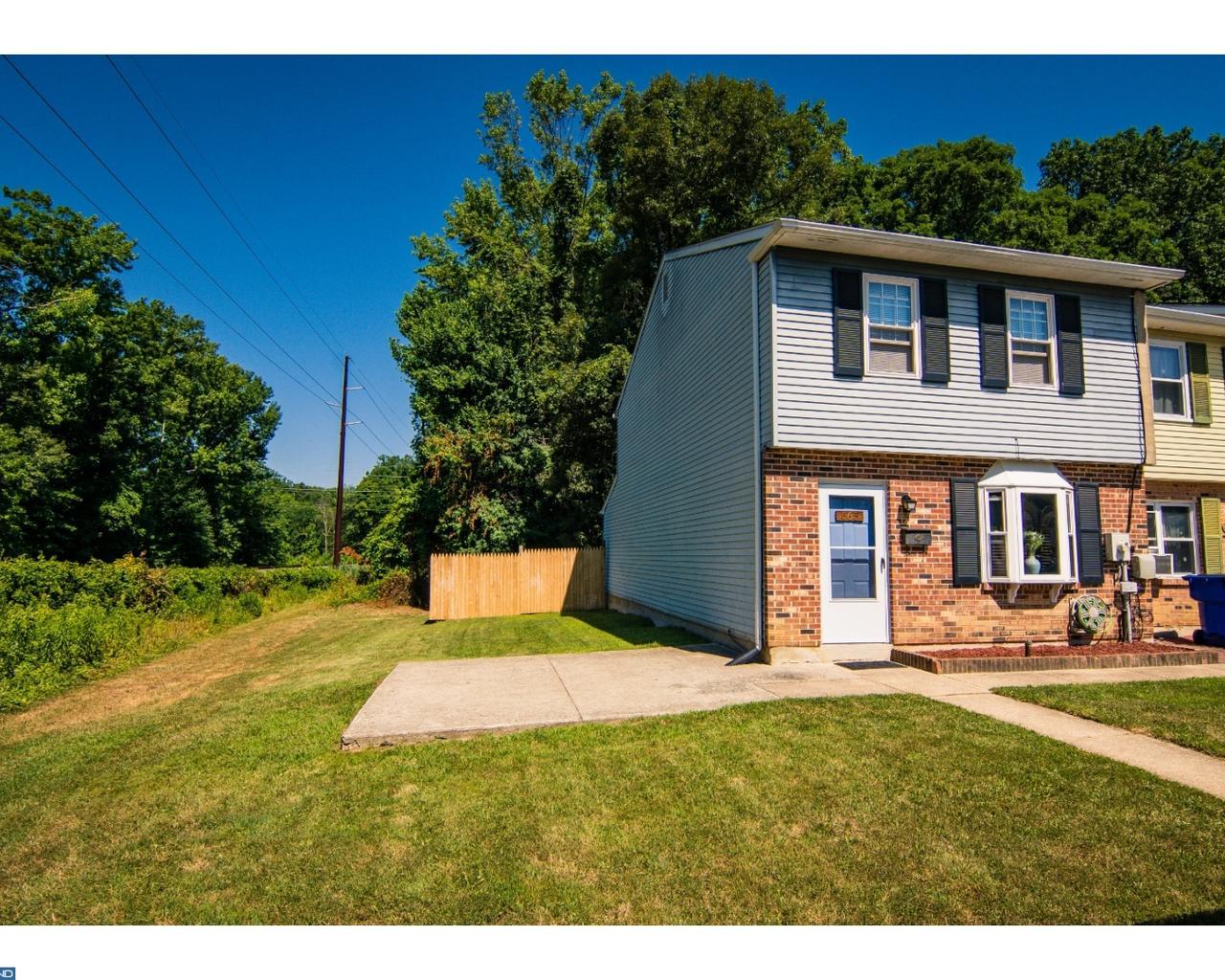 665 Lockhaven Court - Photo 1
