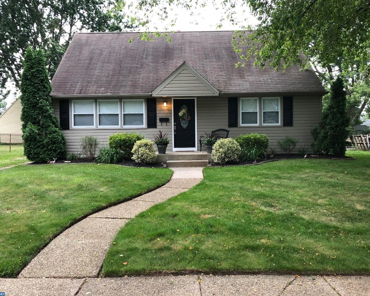 15 Amhurst Avenue - Photo 1