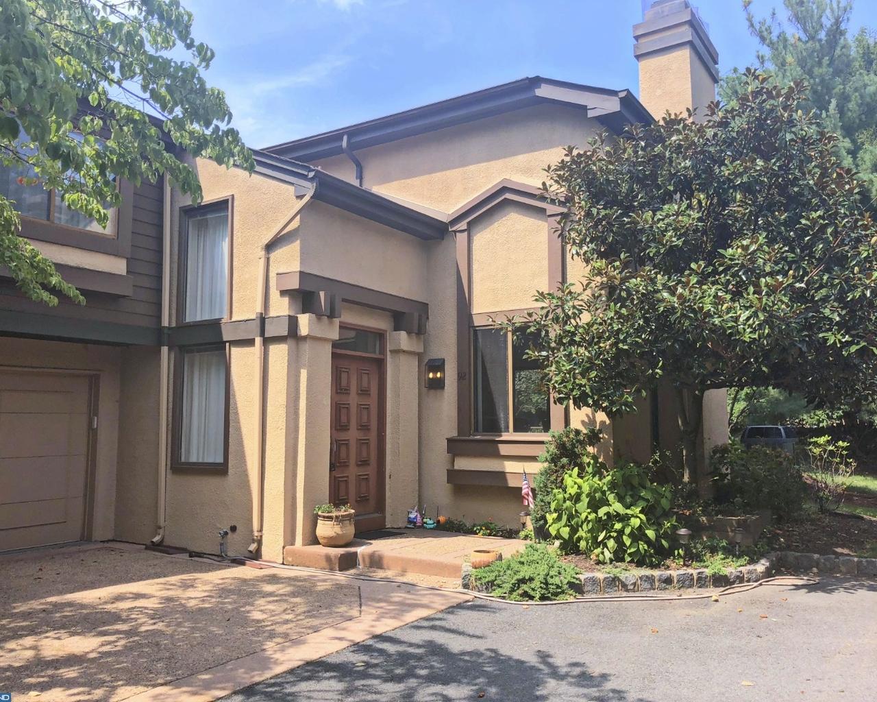 92 Sayre Drive - Photo 1