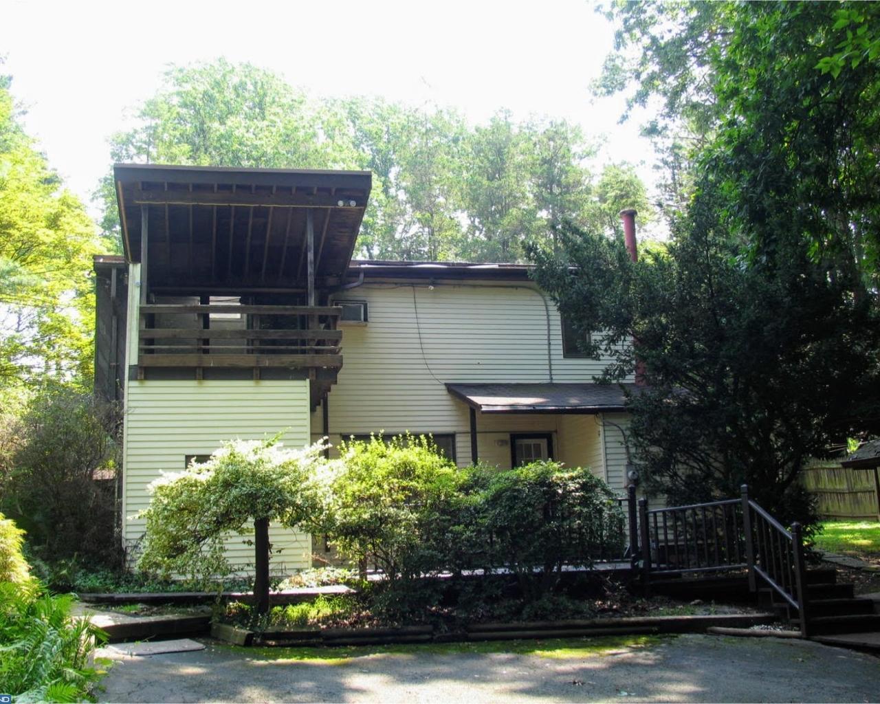 470 Pheasant Drive - Photo 1