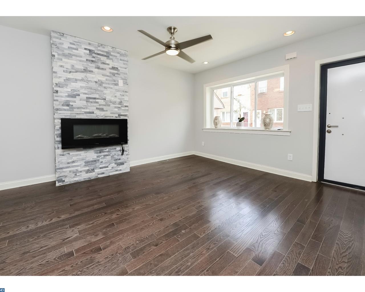 2432 Hutchinson Street - Photo 1
