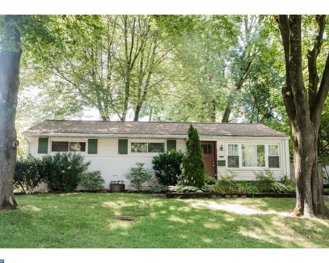 422 College Avenue - Photo 1