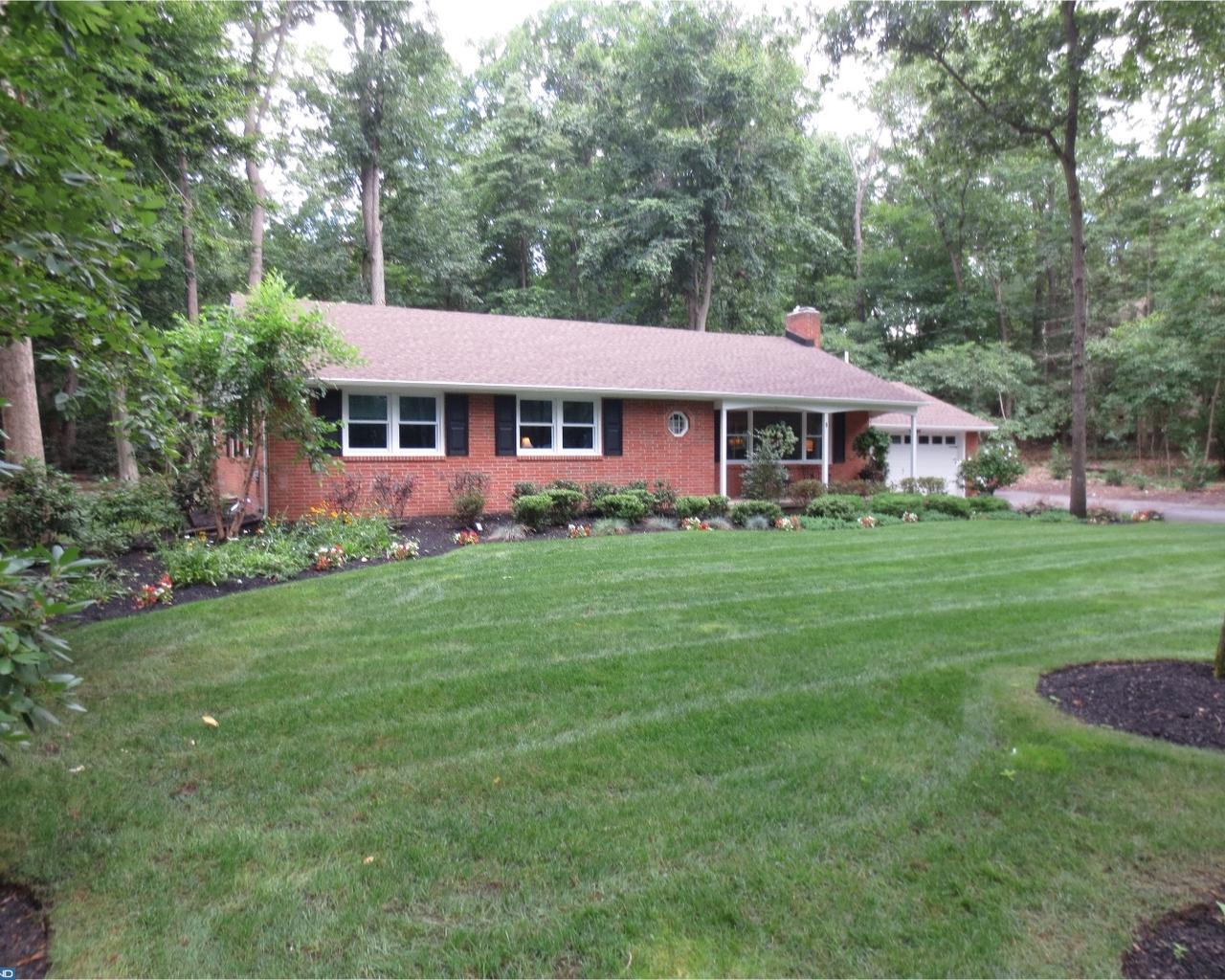 8 Indian King Drive - Photo 1