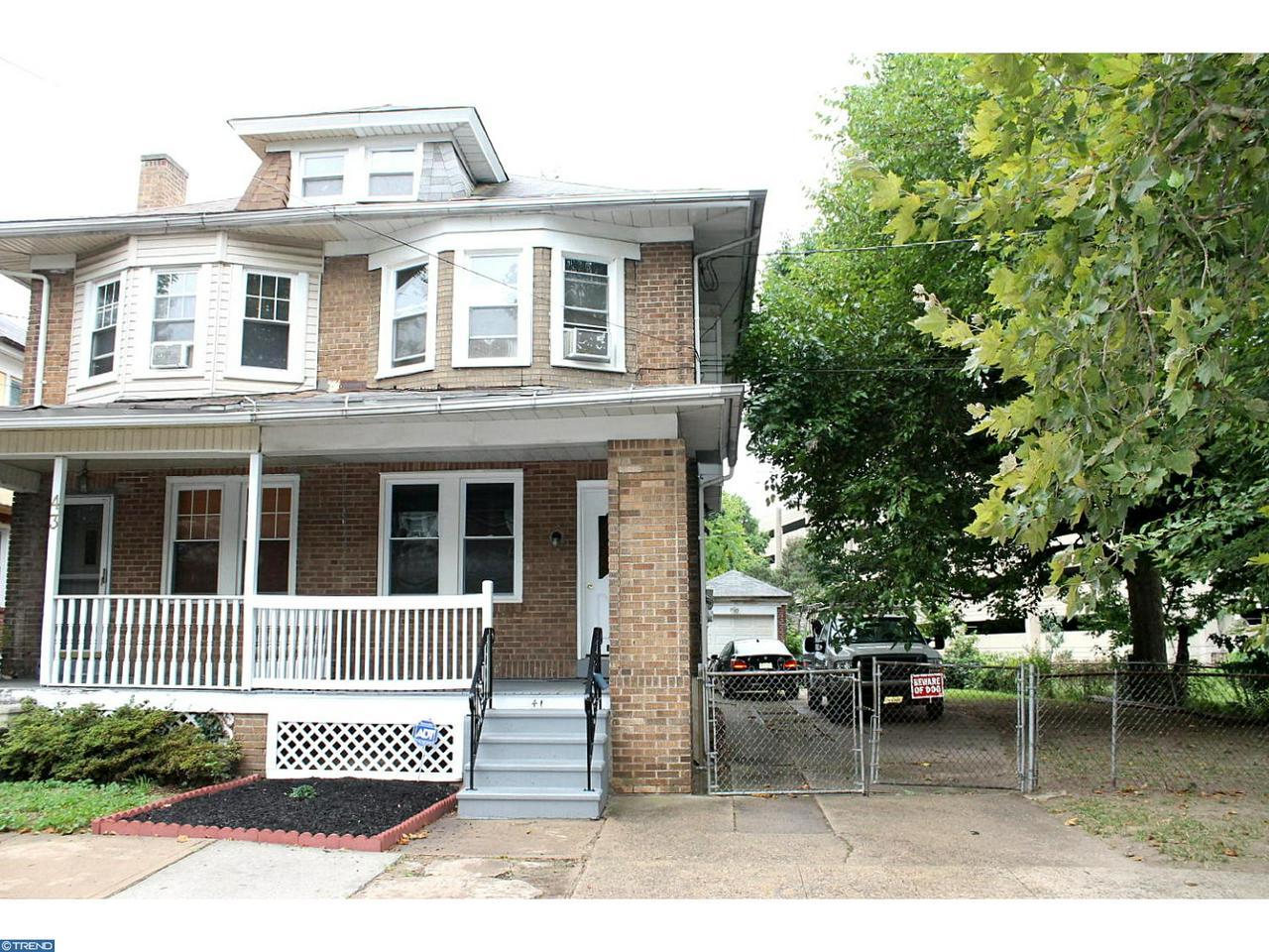 39-41 Hollywood Avenue - Photo 1