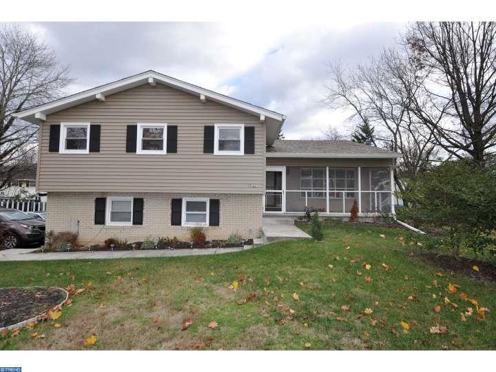 1370 Riverton Road - Photo 1