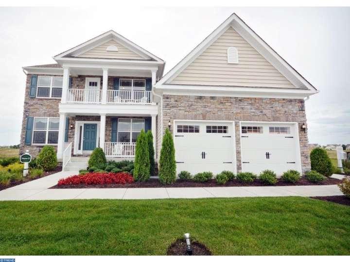 464 Hidden Brook Boulevard - Photo 1