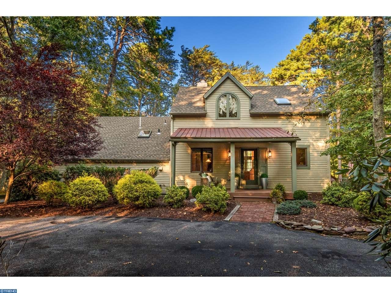 1 Pontiac Drive - Photo 1