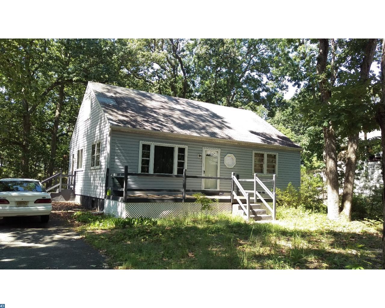 124 Woodburn Avenue - Photo 1