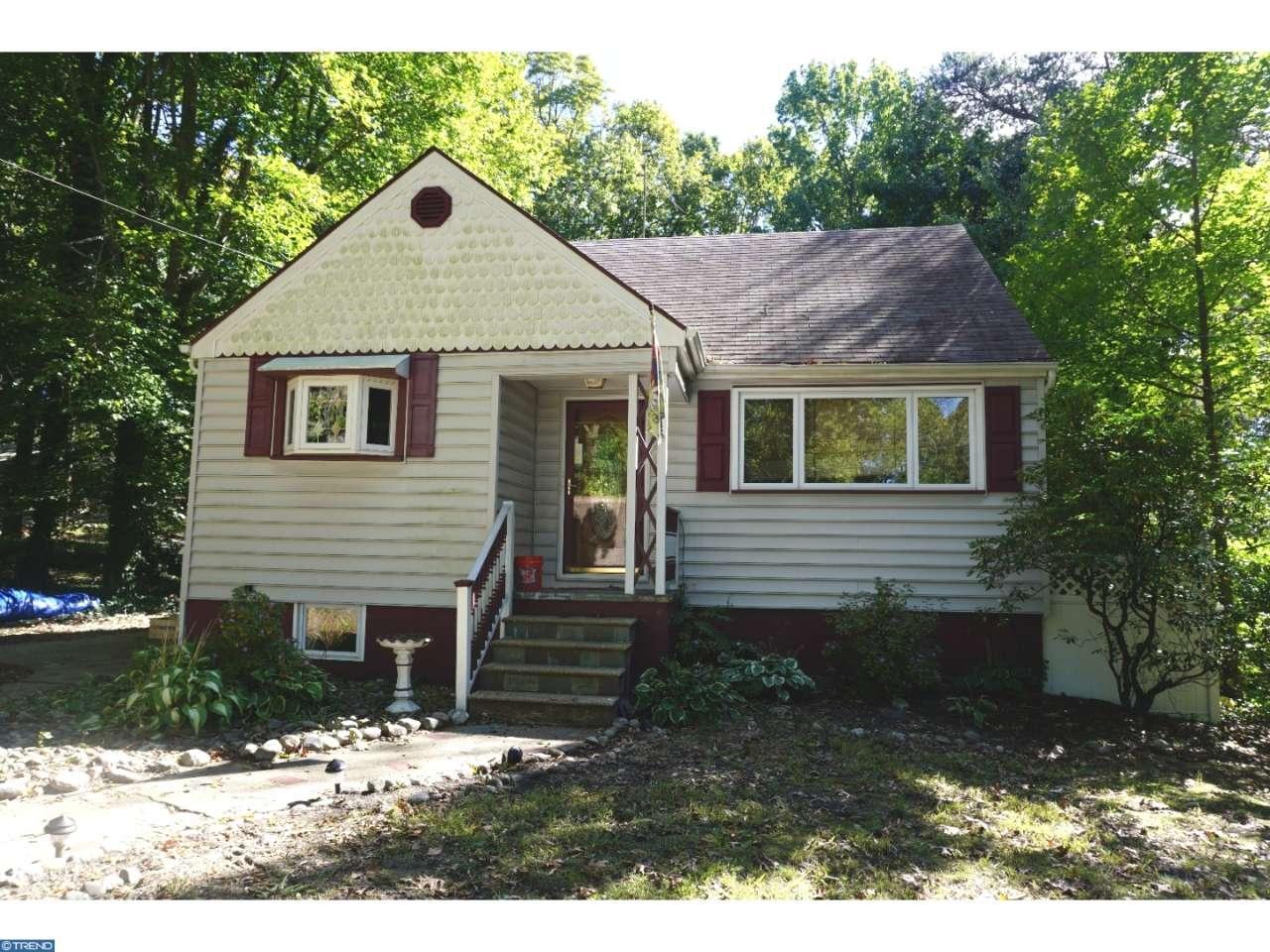 108 Bell Avenue - Photo 1