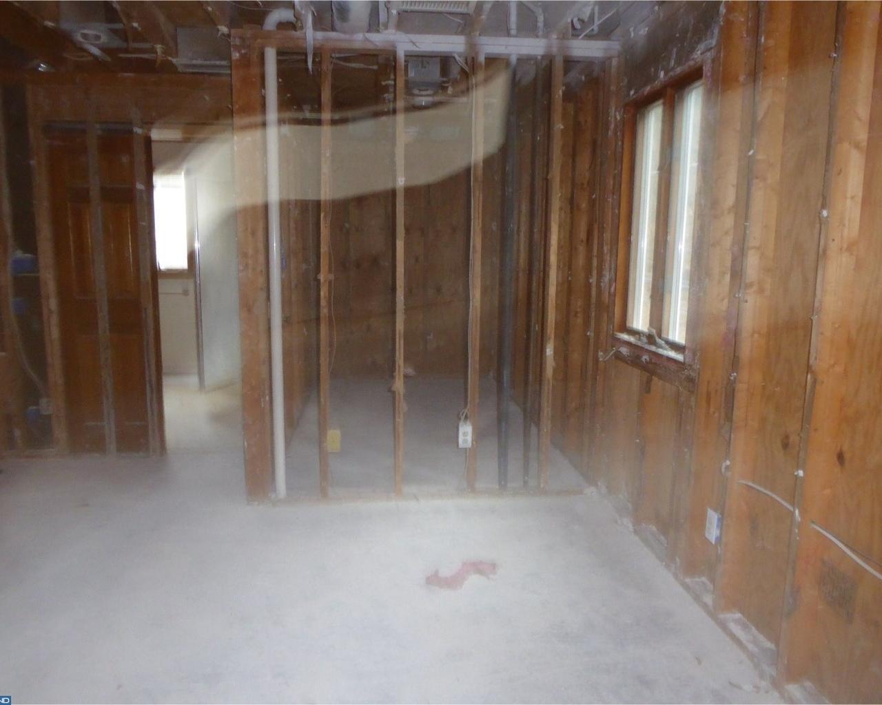 4940 Skippack Pike - Photo 1