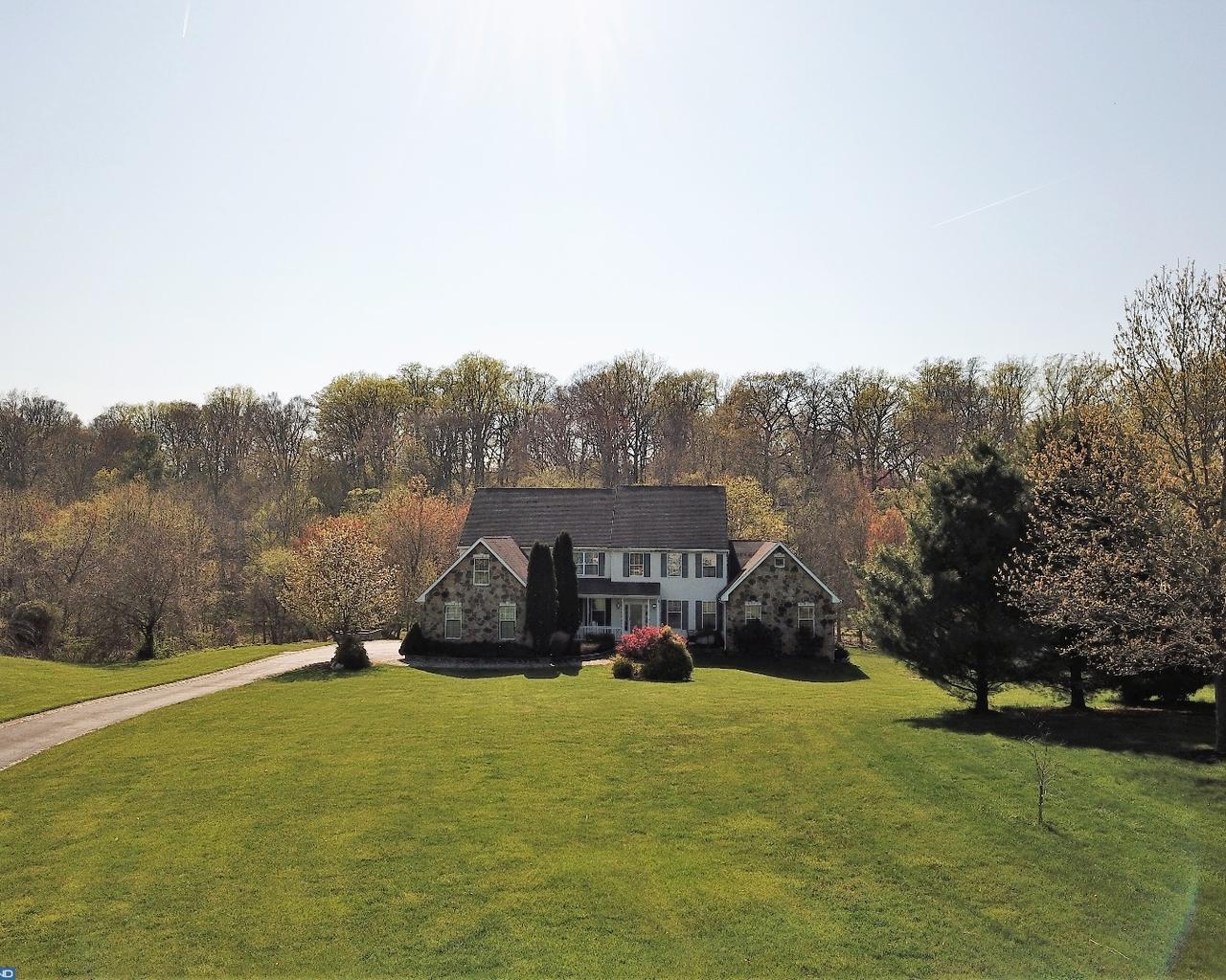31 Angelica Drive - Photo 1