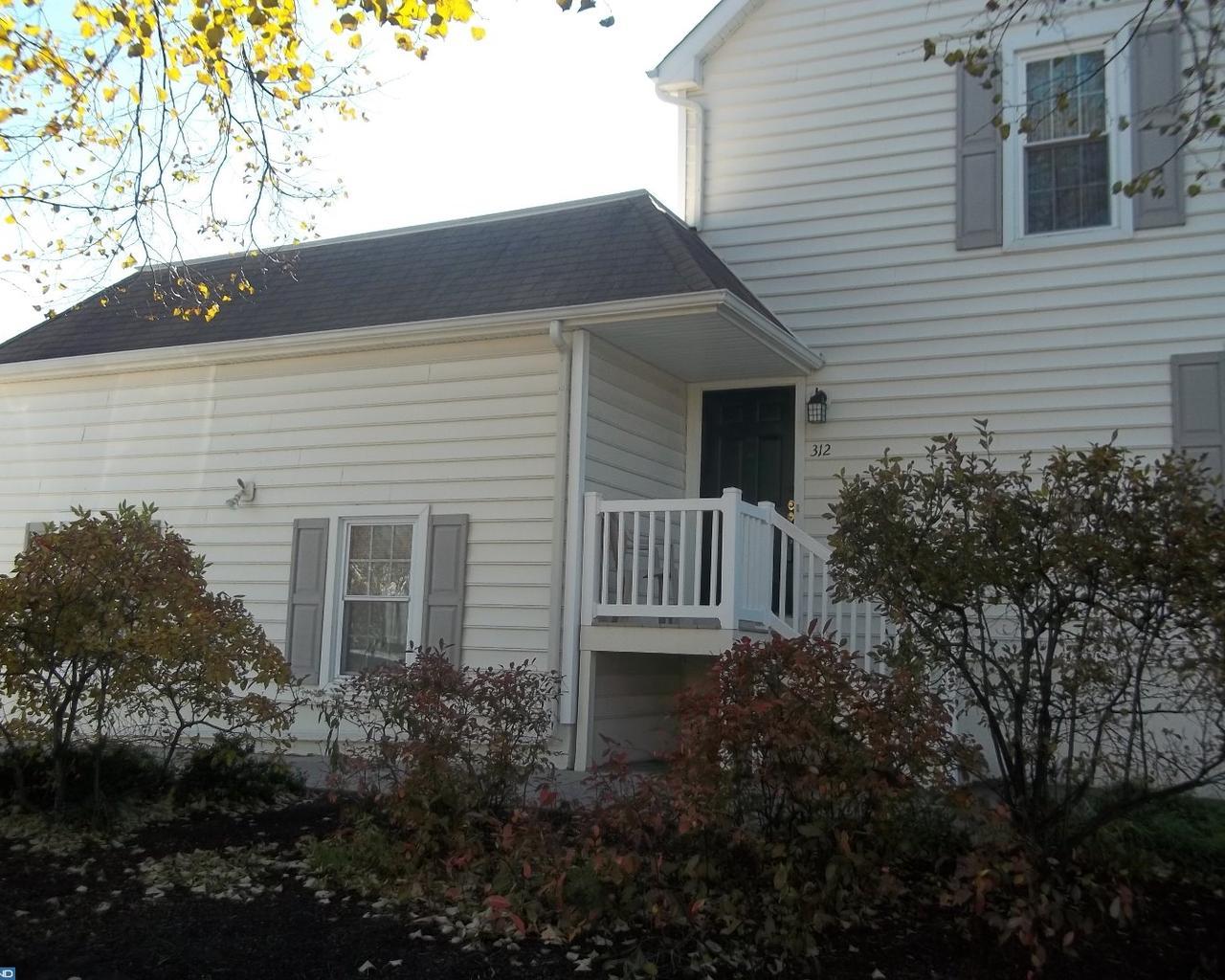312 Society Hill - Photo 1