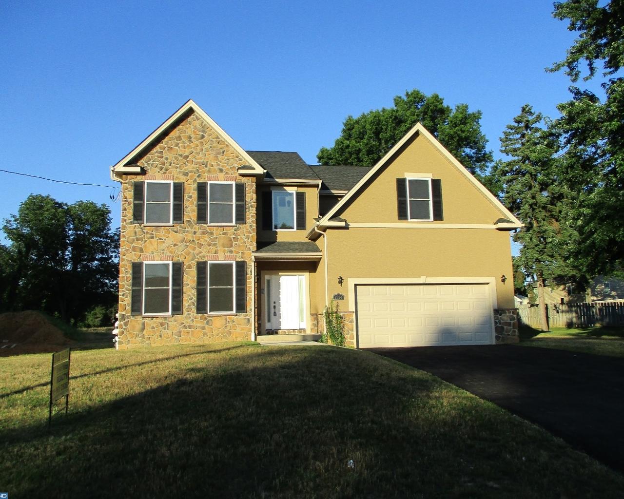 1024 Lukens Street - Photo 1