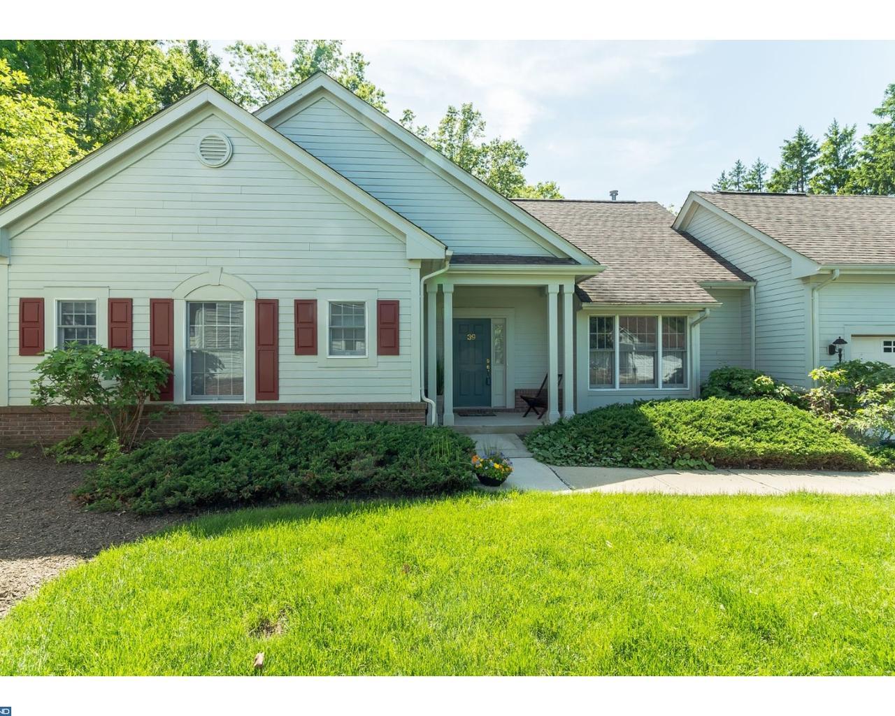 39 Hedge Row Road - Photo 1