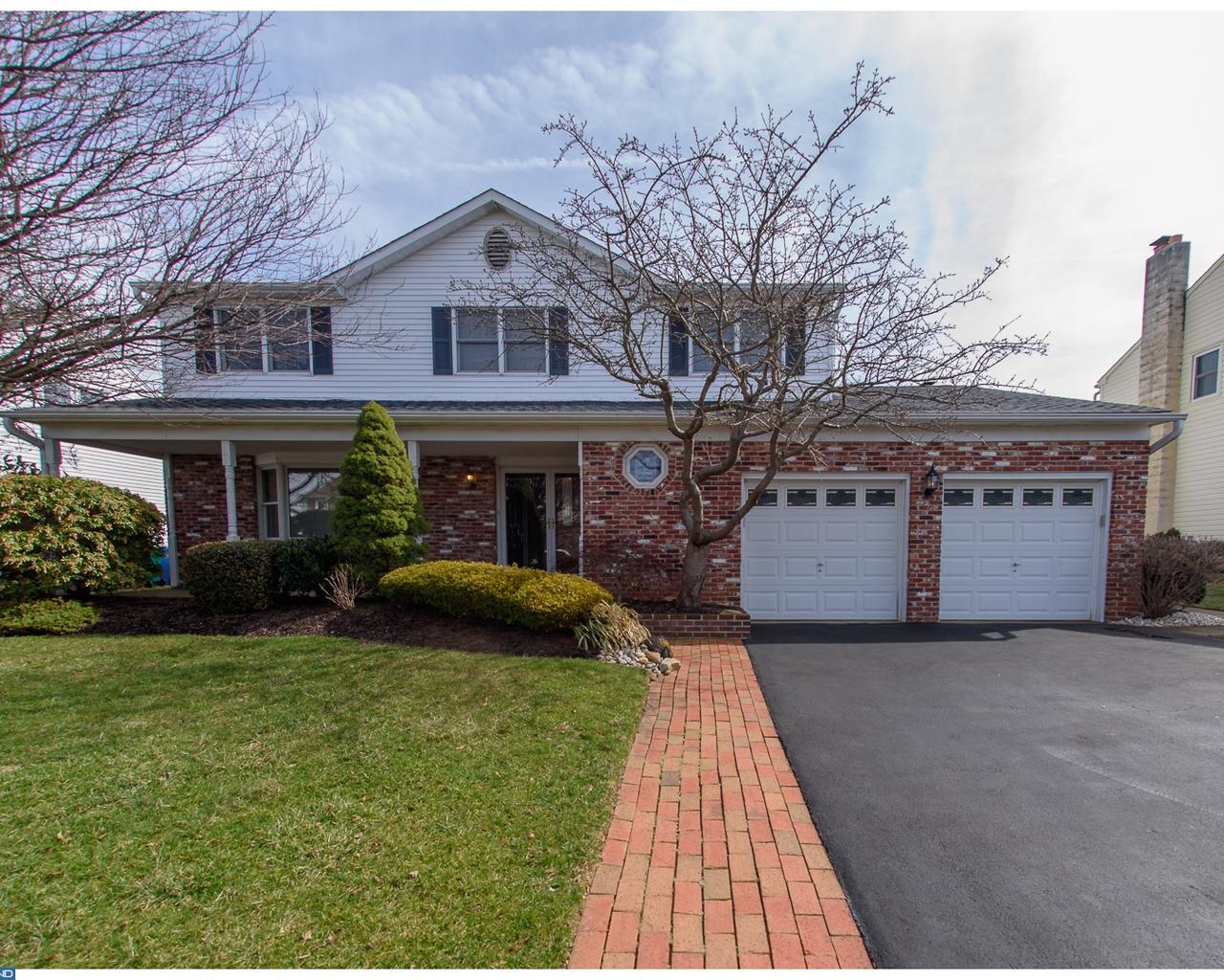 8 Hedgerow Drive - Photo 1