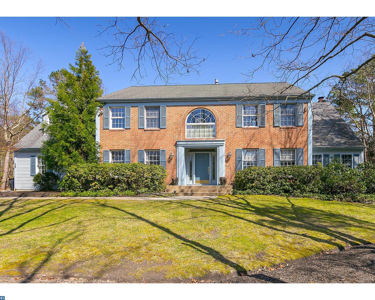 29 Macclesfield Drive - Photo 1