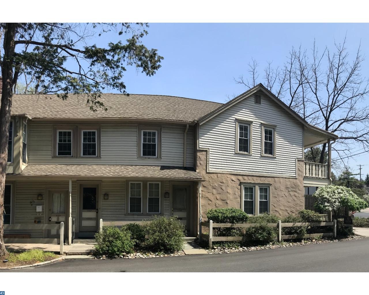 1107 Youngsford Road - Photo 1