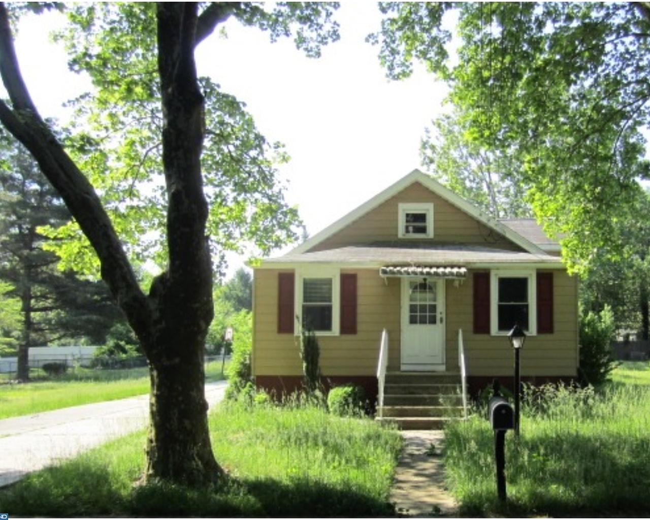 122 Berkley Avenue - Photo 1