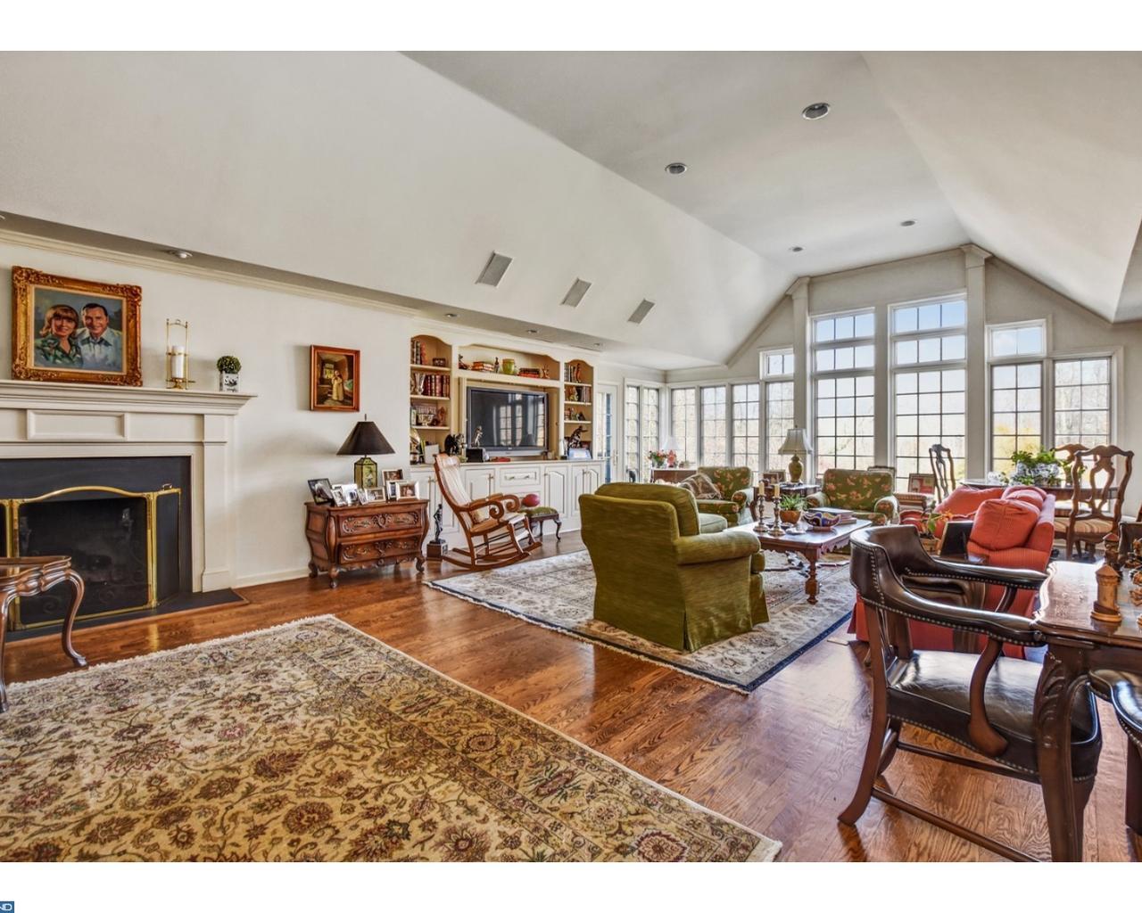627 Llewelyn Road - Photo 1