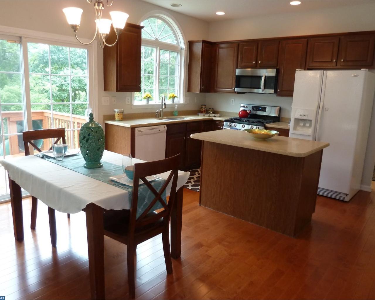 1102 Autumnview Lane - Photo 1