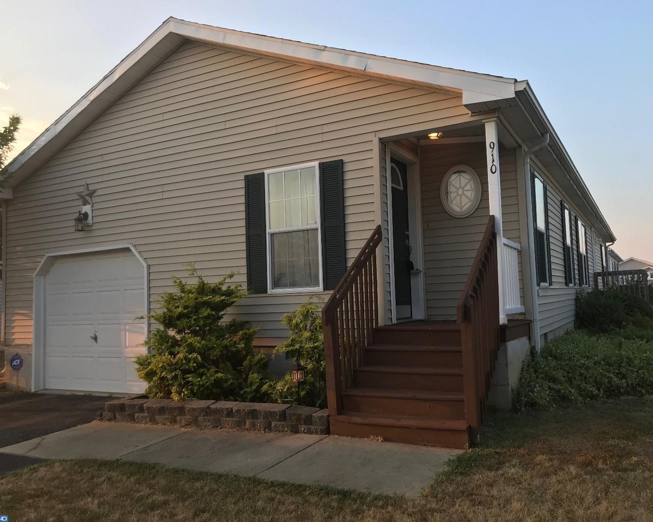 910 Appleberry Drive - Photo 1