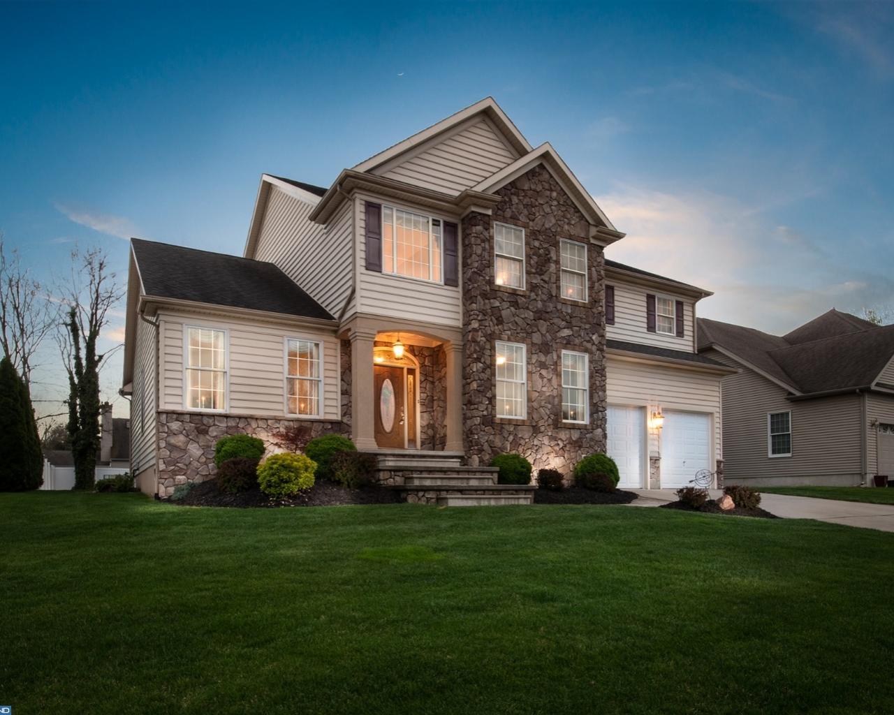 7 Saint James Court - Photo 1