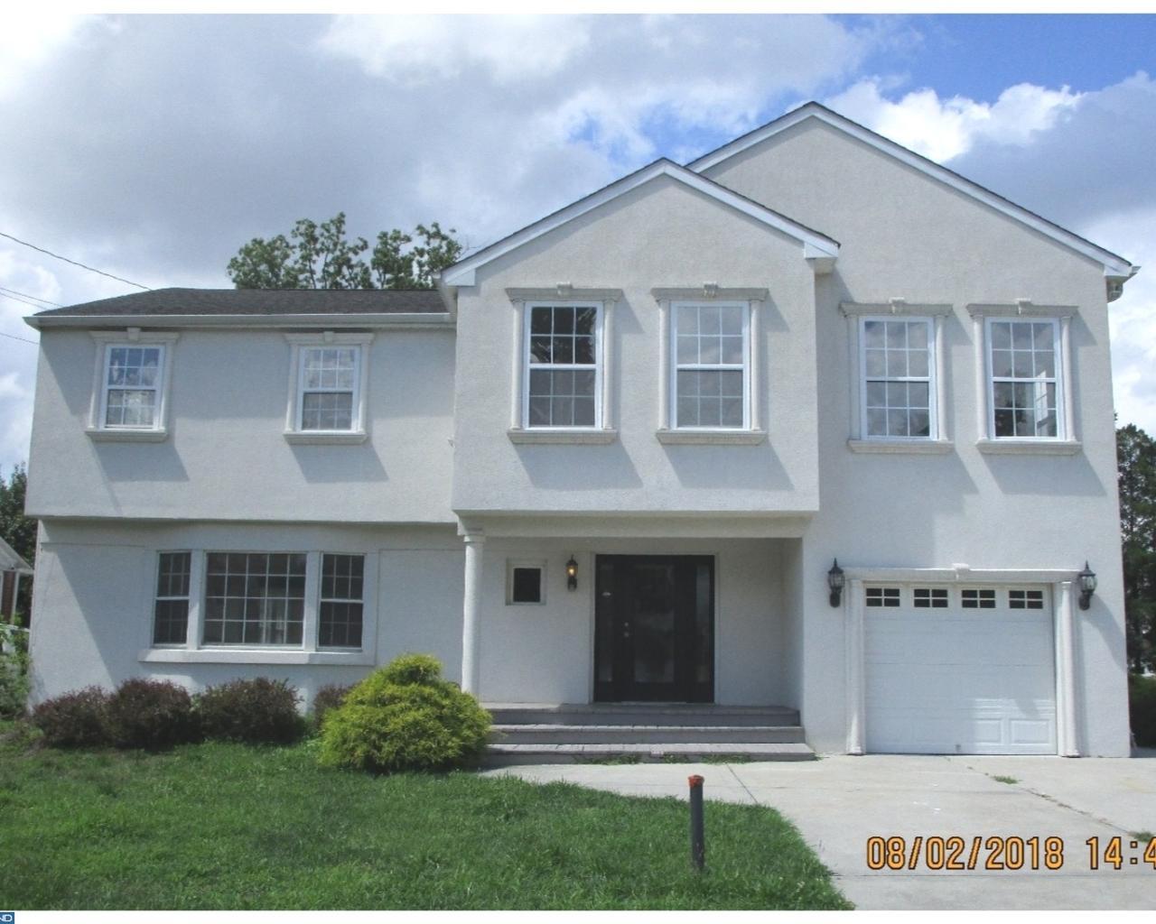 301 Lincoln Avenue - Photo 1
